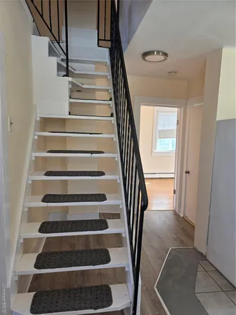 $3,200 | 185 South Franklin Street, Unit 2, Hempstead, NY 11550