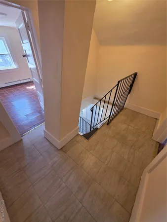 $3,200 | 185 South Franklin Street, Unit 2, Hempstead, NY 11550