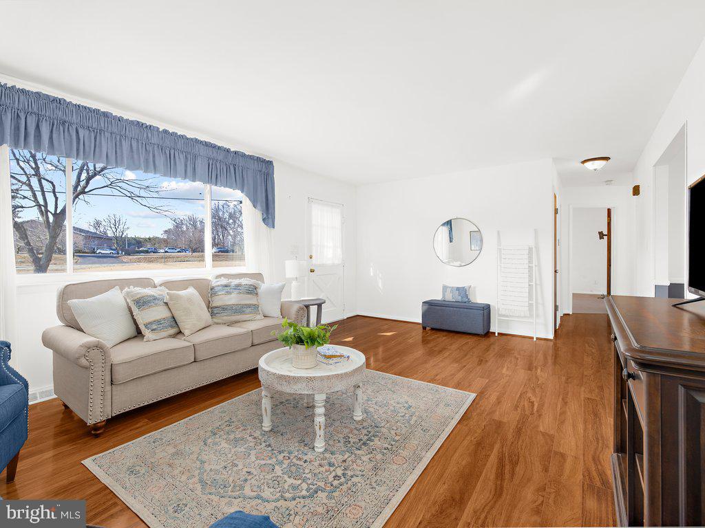 760 Old Stevenson Road Severn, MD 21061 - Photo 4 of 49 Gallery Image 4