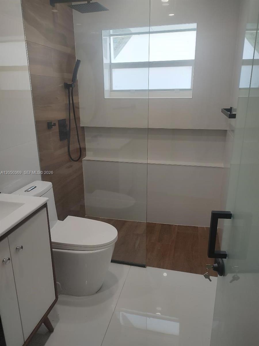 641 Southwest 6th Street Hallandale Beach, FL 33009 - Photo 7 of 9
