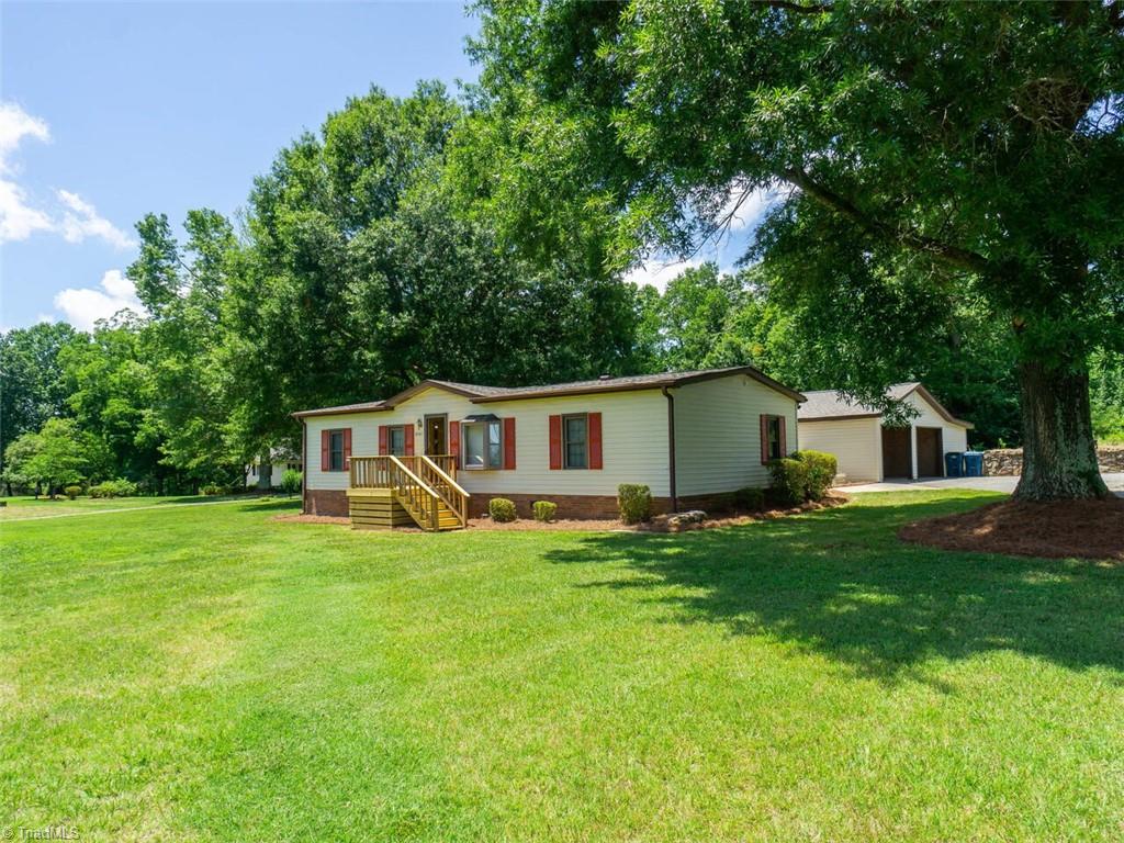 8561 Hudson James Road Summerfield, NC 27358 - Photo 1 of 26 Gallery Image 1