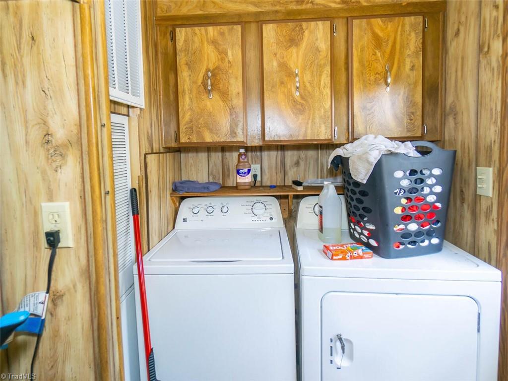 8561 Hudson James Road Summerfield, NC 27358 - Photo 17 of 26 Gallery Image 17