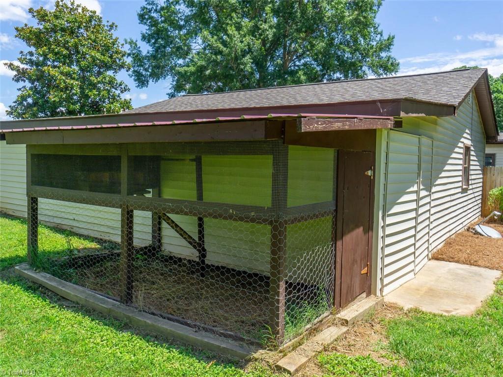 8561 Hudson James Road Summerfield, NC 27358 - Photo 25 of 26 Gallery Image 25