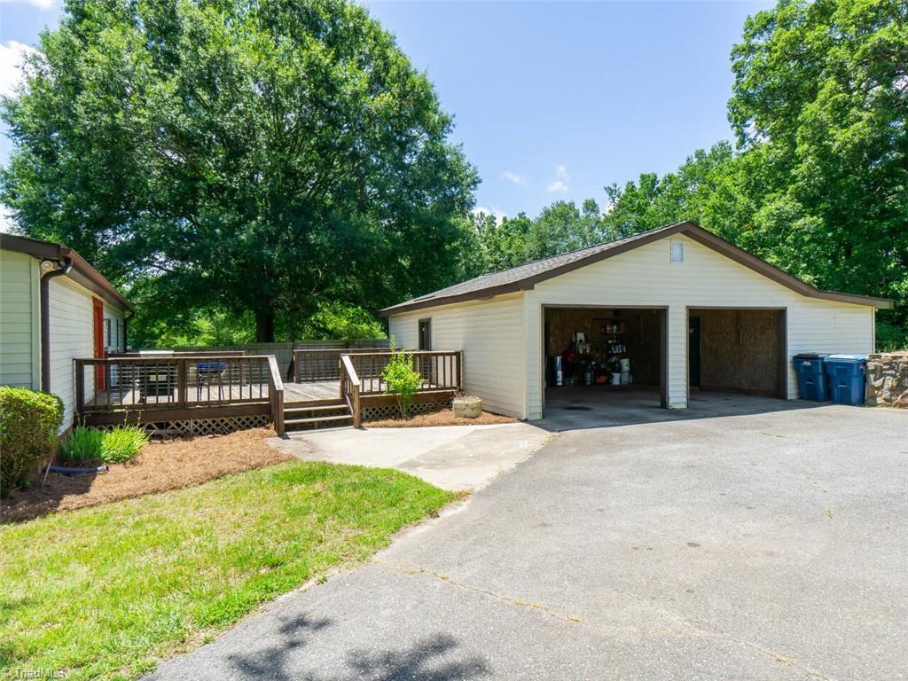 8561 Hudson James Road Summerfield, NC 27358 - Photo 4 of 26 Gallery Image 4