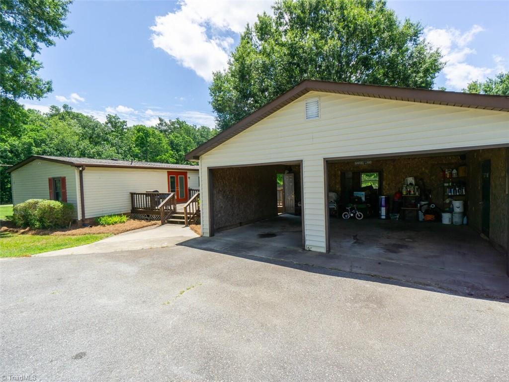 8561 Hudson James Road Summerfield, NC 27358 - Photo 5 of 26 Gallery Image 5