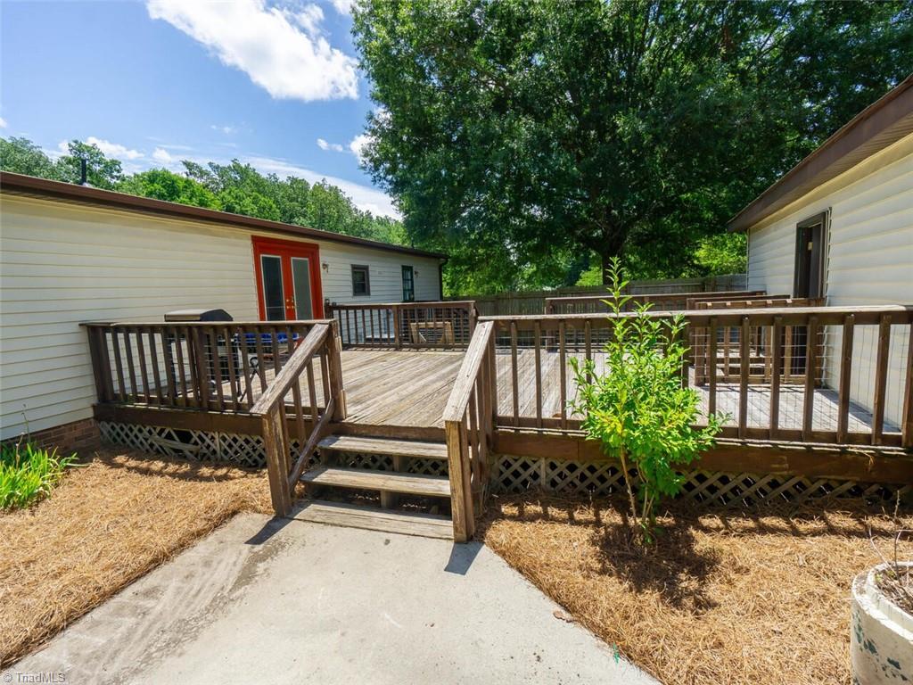 8561 Hudson James Road Summerfield, NC 27358 - Photo 6 of 26 Gallery Image 6