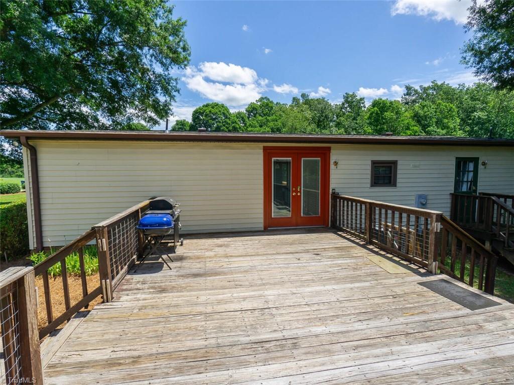 8561 Hudson James Road Summerfield, NC 27358 - Photo 7 of 26 Gallery Image 7