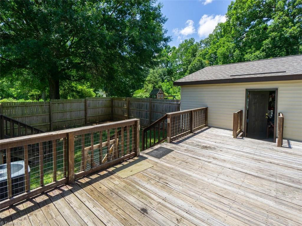 8561 Hudson James Road Summerfield, NC 27358 - Photo 9 of 26 Gallery Image 9
