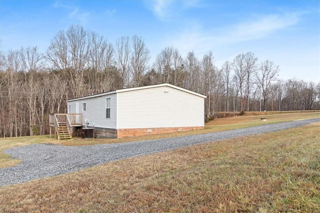 1197 Frye Road Westfield, NC 27053 - Photo 8 of 33 Gallery Image 8