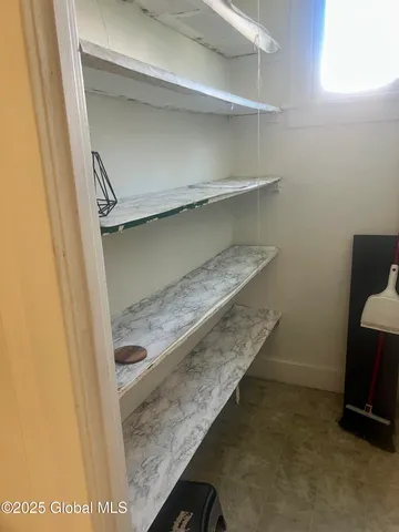 $1,550 | 479 West Street, Albany, NY 12206