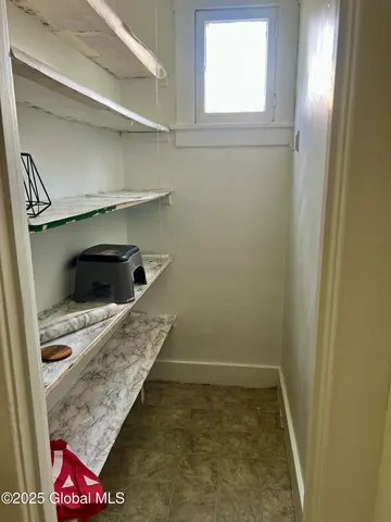 $1,550 | 479 West Street, Albany, NY 12206