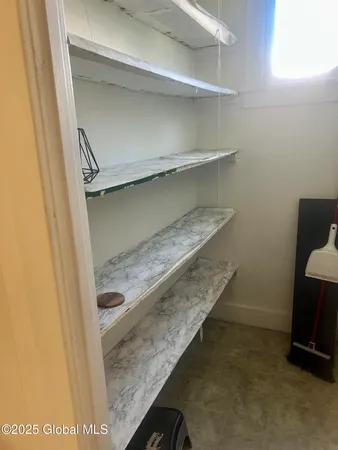 $1,600 | 479 West Street, Albany, NY 12206