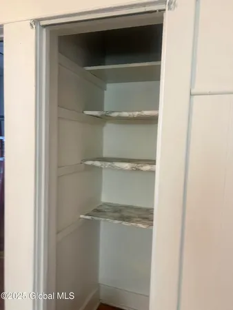 $1,600 | 479 West Street, Albany, NY 12206