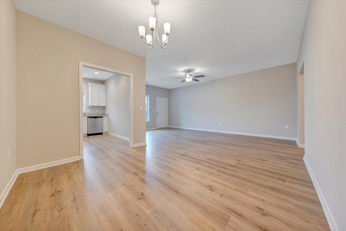 5769 Huntridge Road Roanoke, VA 24019 - Photo 6 of 18 06-MIB05693