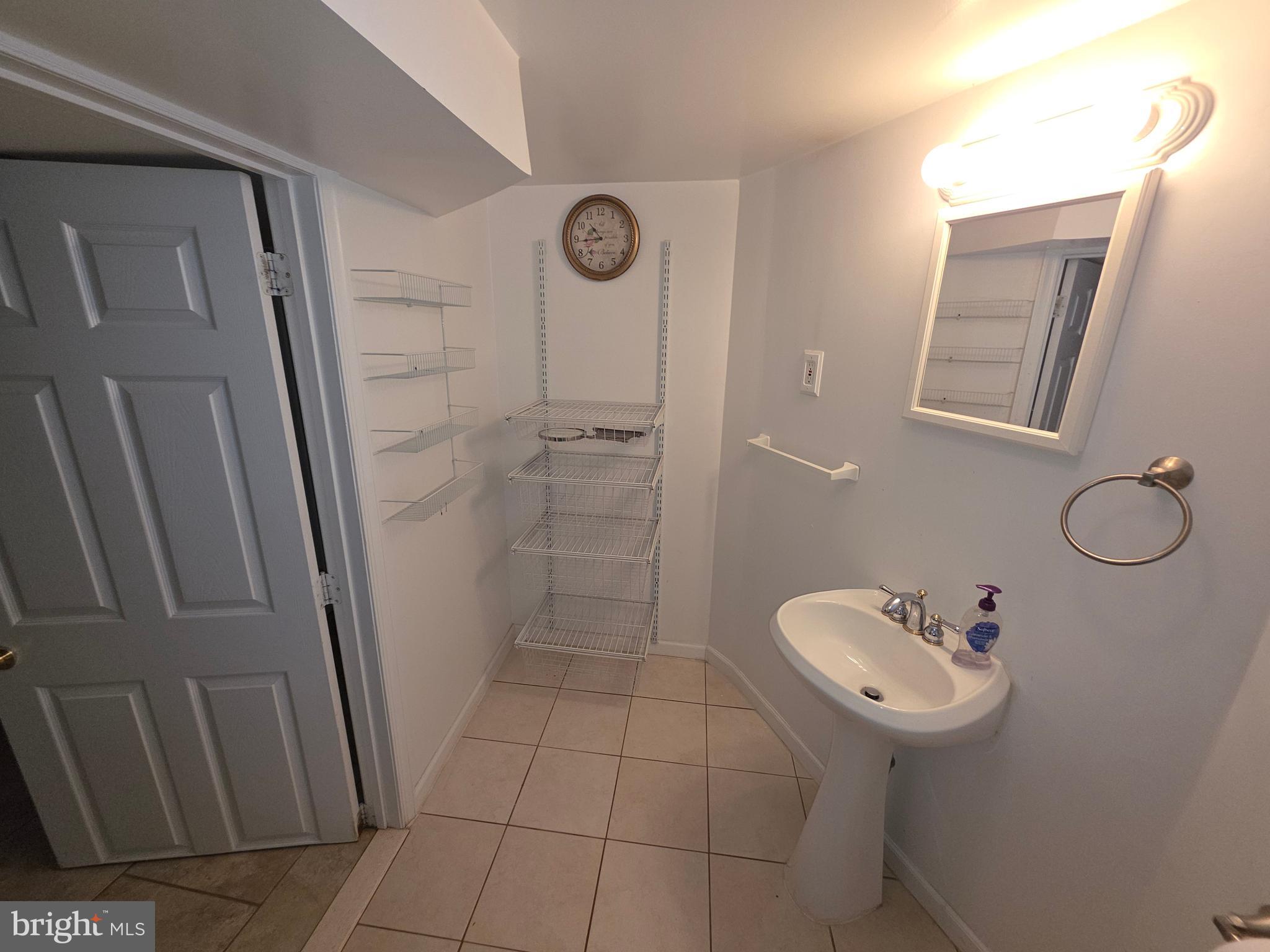 1908 Borbeck Avenue Philadelphia, PA 19111 - Photo 22 of 32