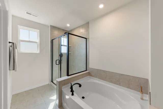 $519,000 | 2267 Ryegrass Lane, Bolingbrook, IL 60490