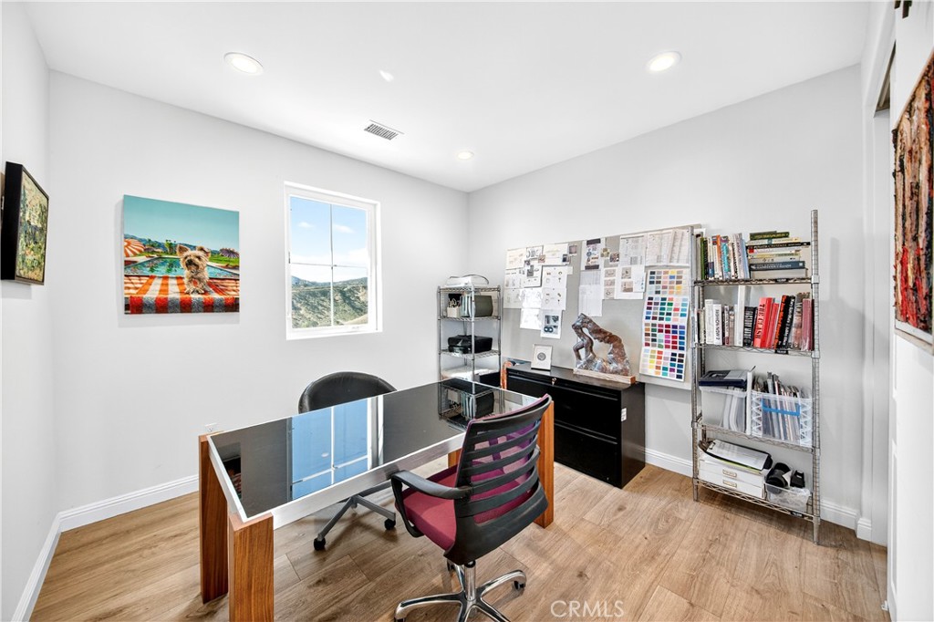 20851 Acorn Circle Porter Ranch, CA 91326 - Photo 18 of 26