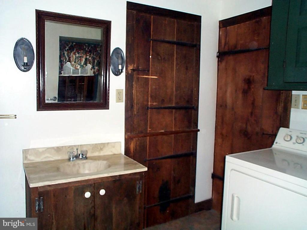 13 North Reamstown Road Reamstown, PA 17567 - Photo 15 of 17 Gallery Image 15