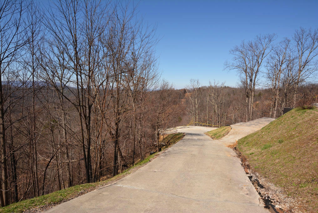 1114 East Kings Ridge Road Gatlinburg, TN 37738 - Photo 1 of 10 A