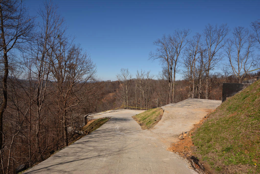 1114 East Kings Ridge Road Gatlinburg, TN 37738 - Photo 4 of 10 D