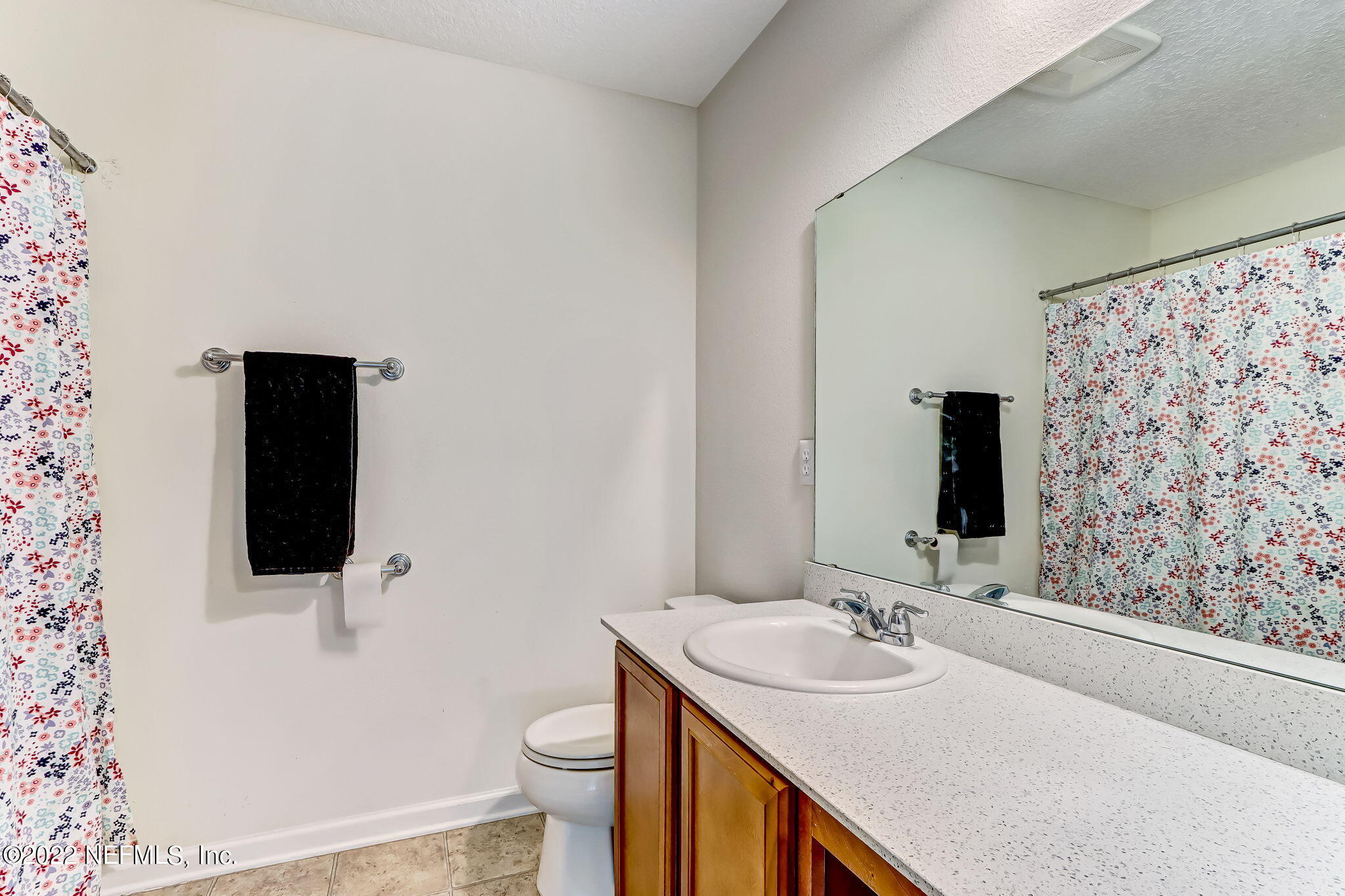 8287 Fouraker Forest Road Jacksonville, FL 32221 - Photo 18 of 22 Guest Bath