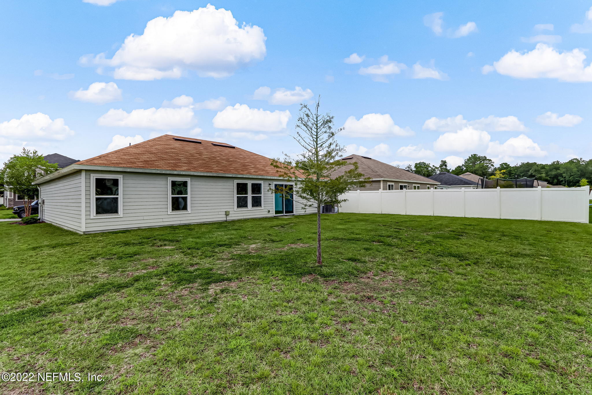 8287 Fouraker Forest Road Jacksonville, FL 32221 - Photo 20 of 22 The large backyard