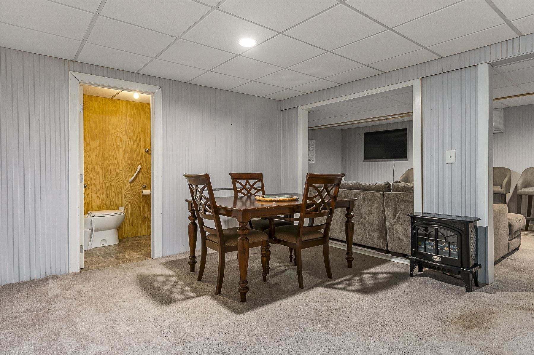 128 Walton Road Seabrook, NH 03874 - Photo 34 of 43