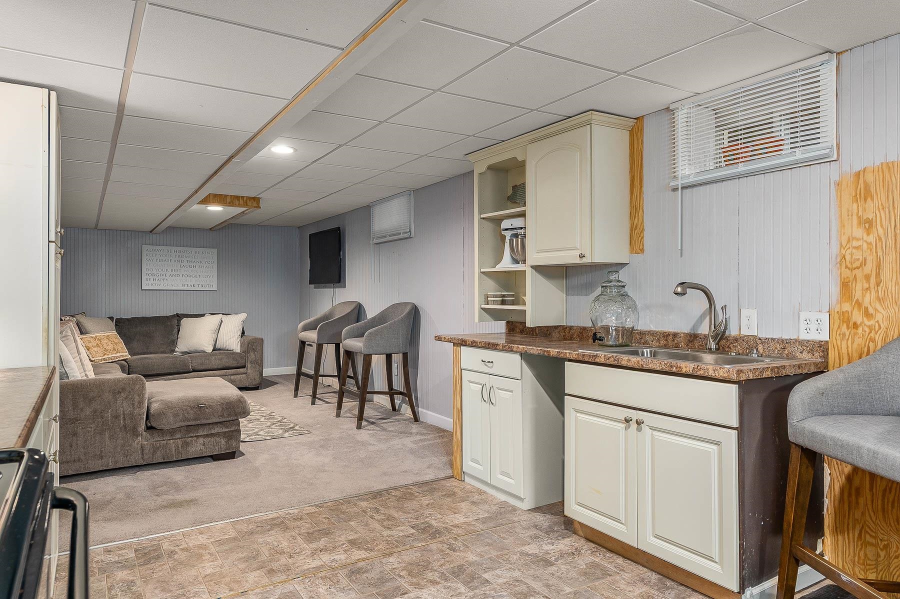 128 Walton Road Seabrook, NH 03874 - Photo 36 of 43