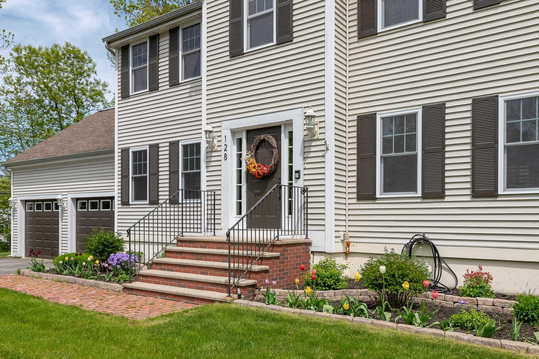 128 Walton Road Seabrook, NH 03874 - Photo 4 of 43