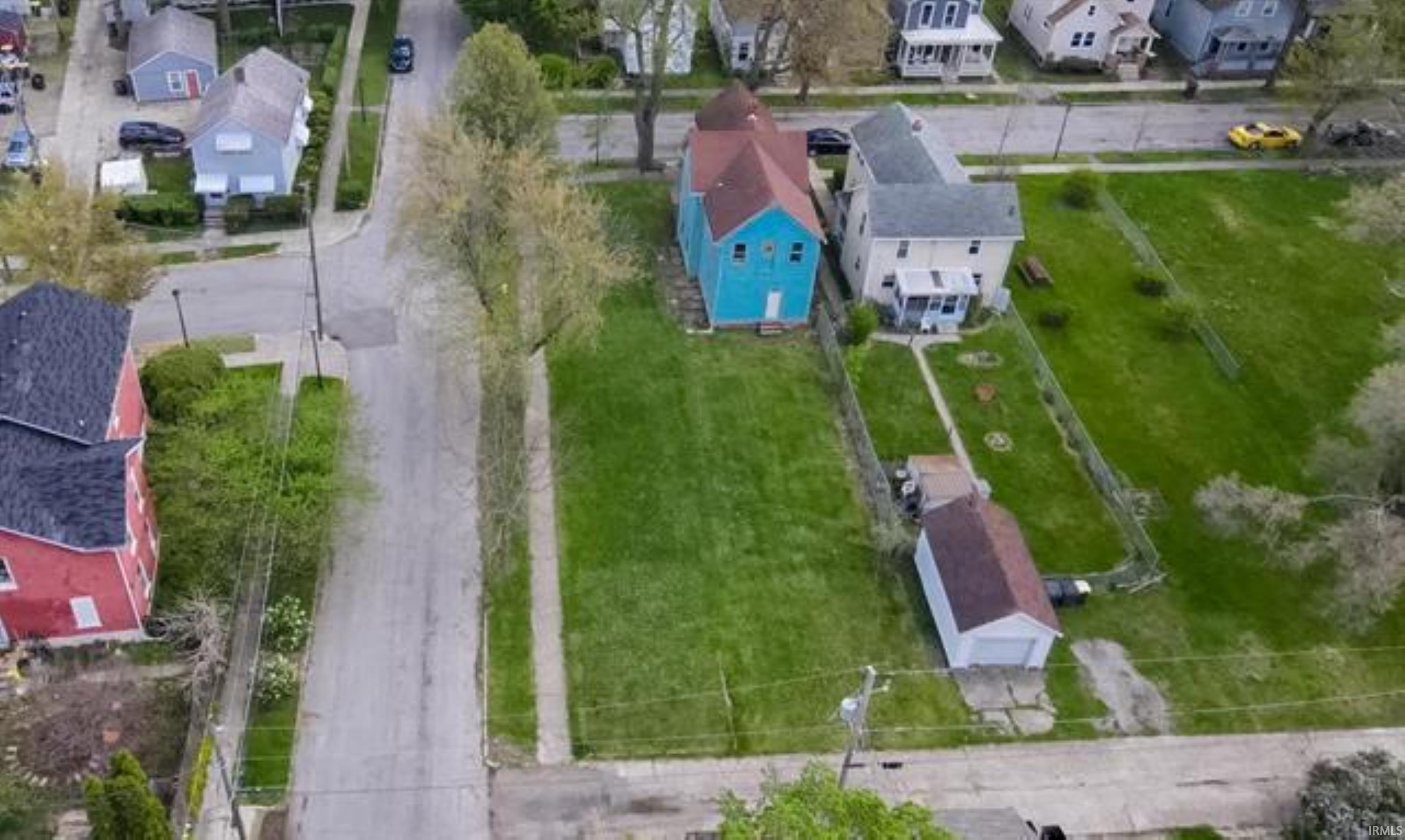 1025 Lavina Street Fort Wayne, IN 46802 - Photo 2 of 2