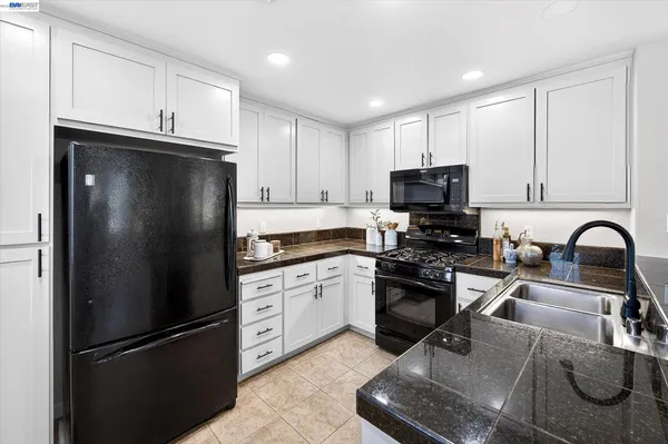 $674,000 | 161 North L Street, Unit 115, Livermore, CA 94550