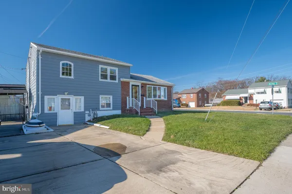 $2,900 | 312 North Hammonds Ferry Road, Linthicum Heights, MD 21090