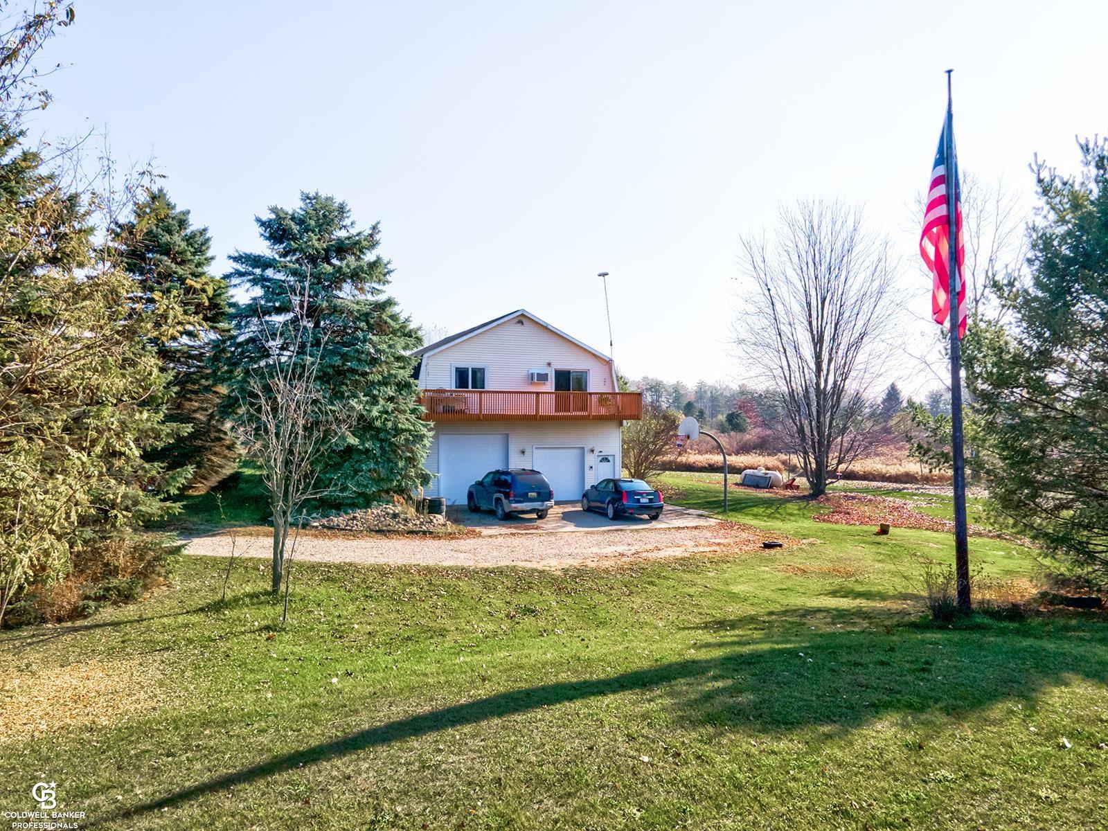 6545 Comstock Road Jeddo, MI 48032 - Photo 4 of 32