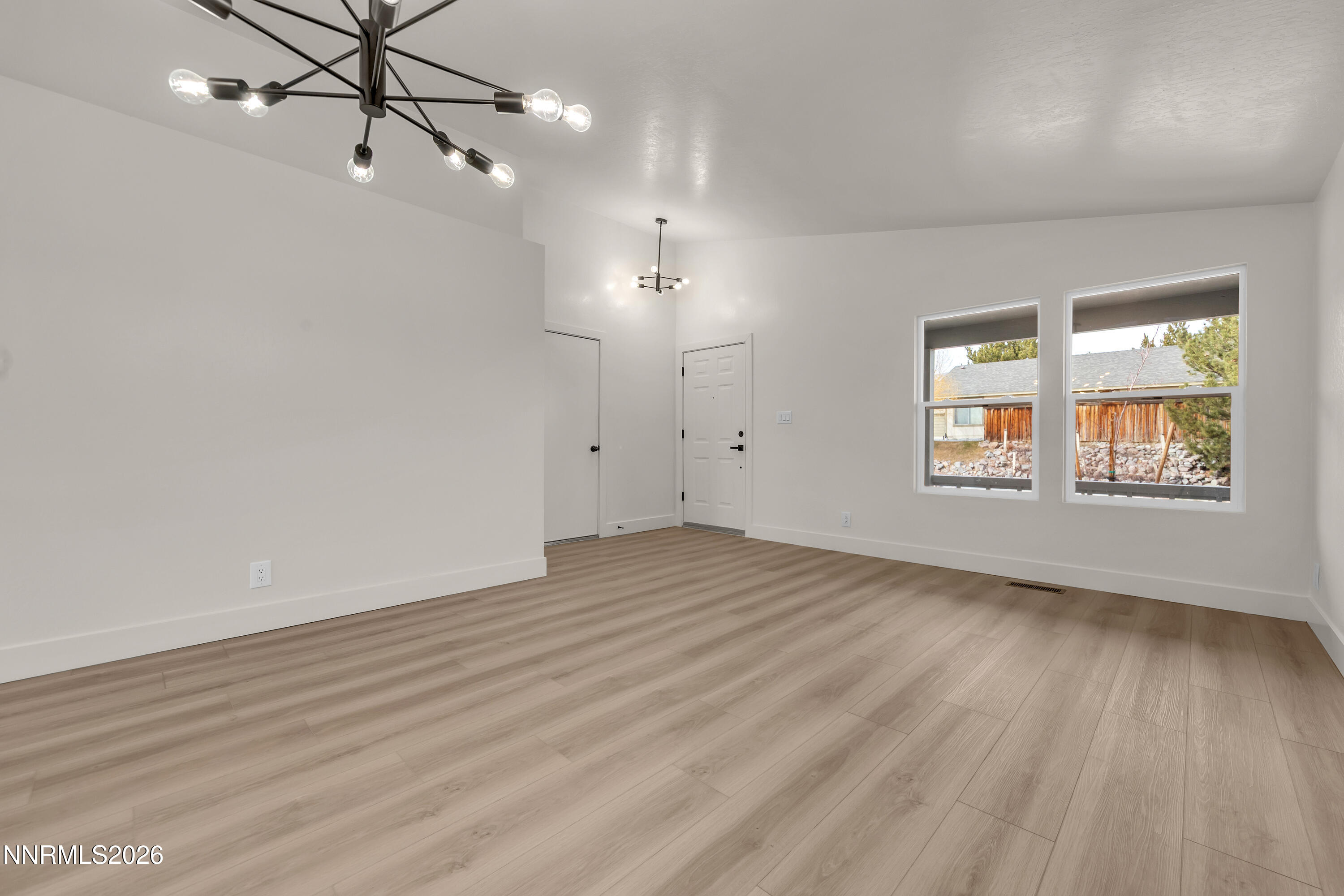 6790 Sandia Drive Reno, NV 89523 - Photo 8 of 38 Sandia6790-006