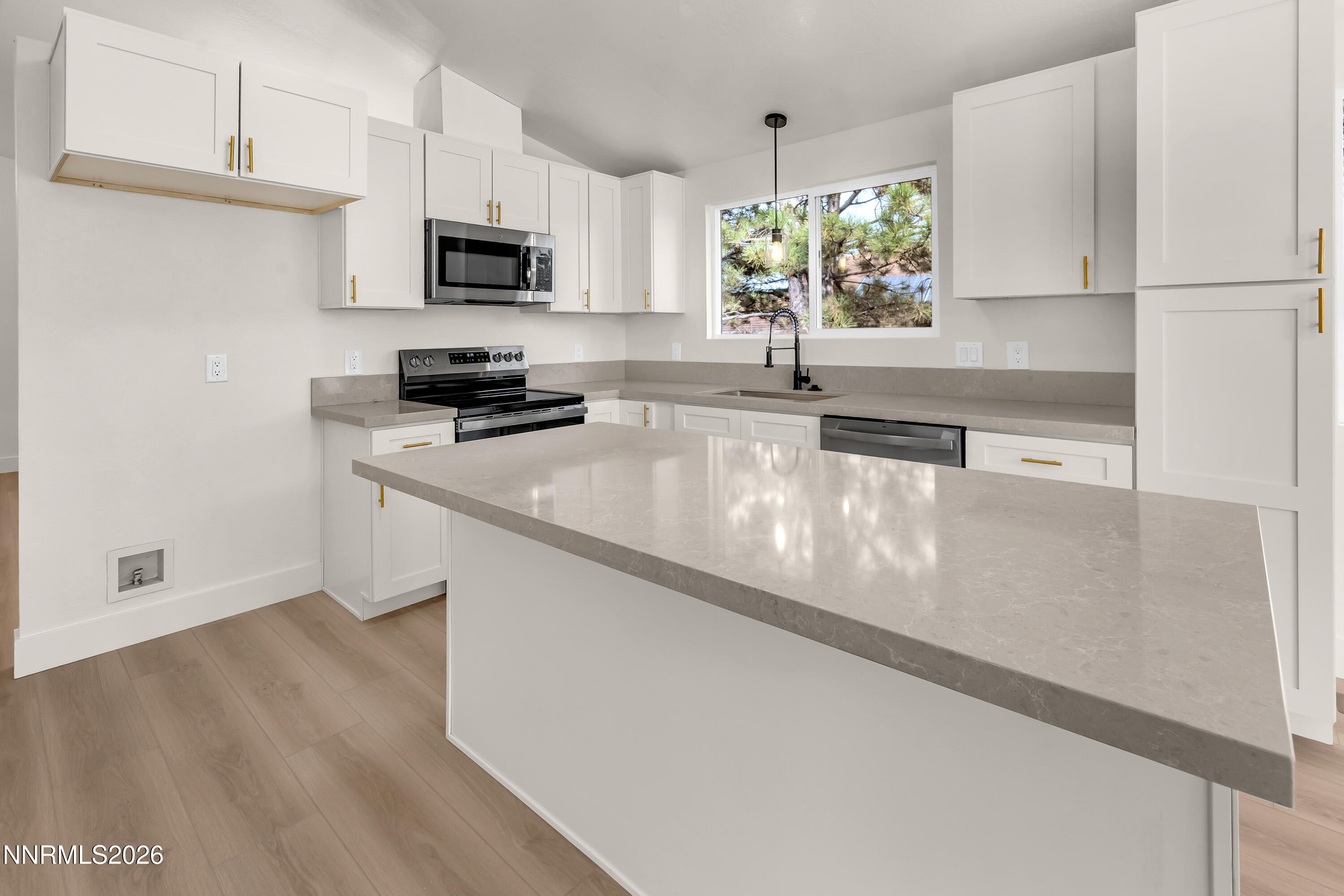 6790 Sandia Drive Reno, NV 89523 - Photo 10 of 38 Sandia6790-011