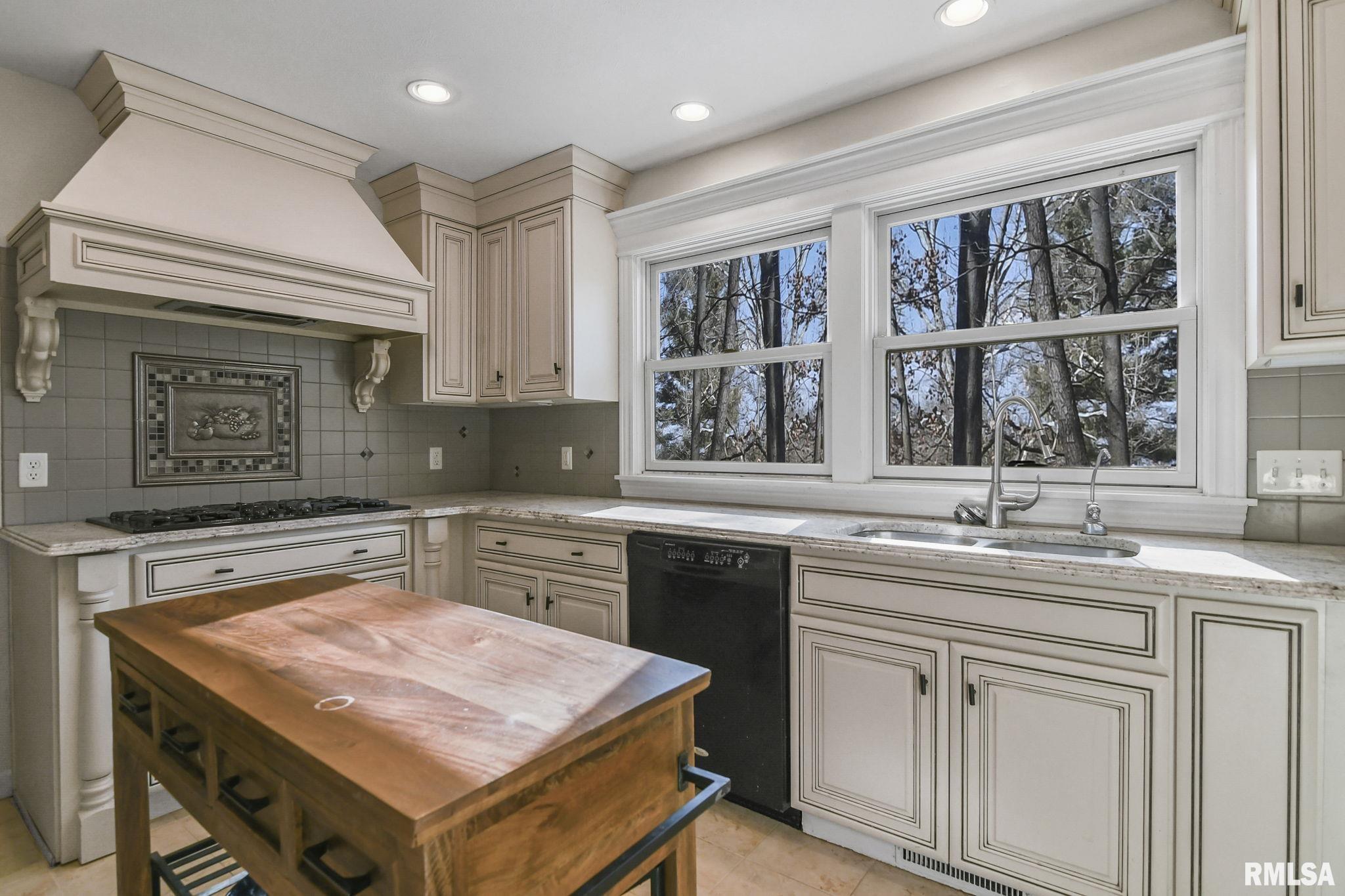 101 Sumner Lane Springfield, IL 62707 - Photo 13 of 50 Gallery Image 13