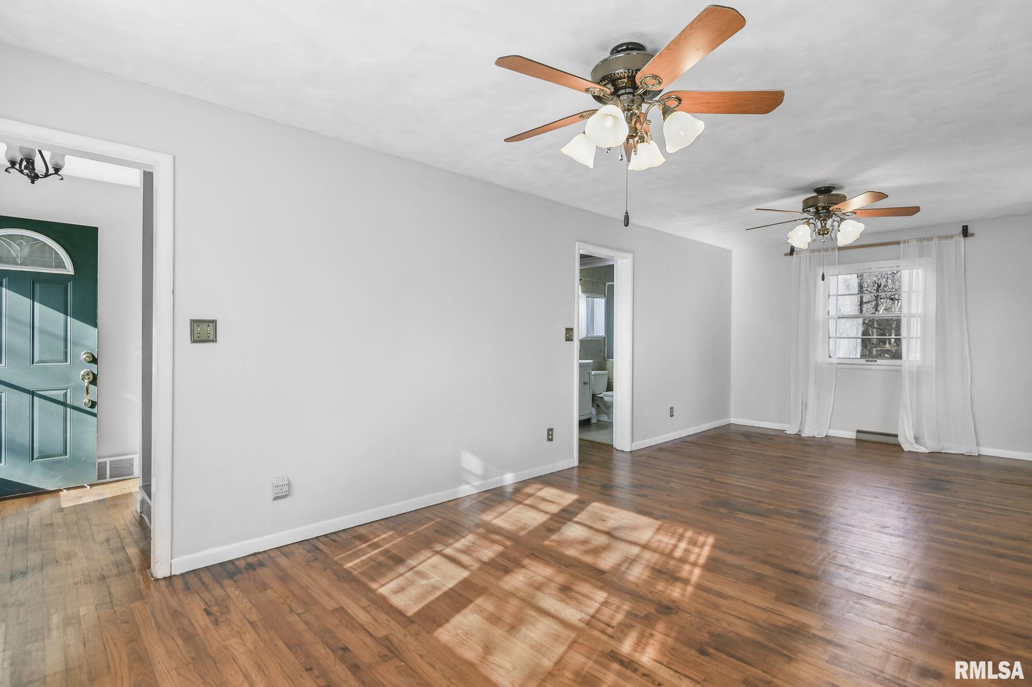 101 Sumner Lane Springfield, IL 62707 - Photo 3 of 50 Gallery Image 3
