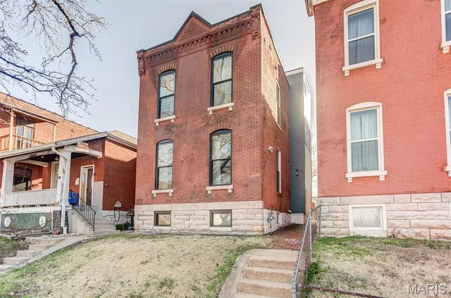 $310,000 | 3714 Texas Avenue, St. Louis, MO 63118