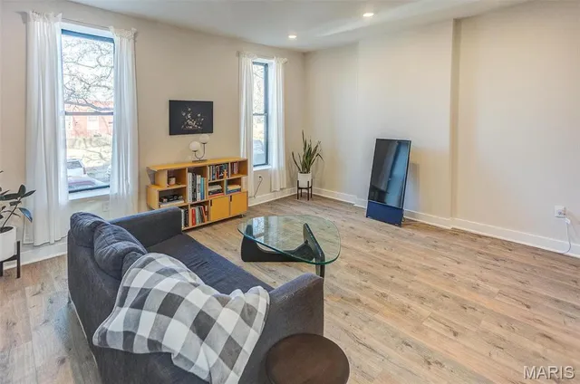 $310,000 | 3714 Texas Avenue, St. Louis, MO 63118