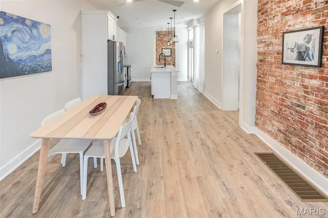 $310,000 | 3714 Texas Avenue, St. Louis, MO 63118