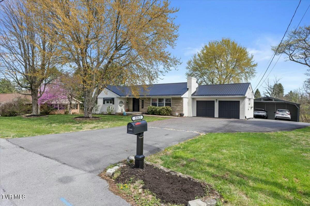 2212 Charsley Road Kingsport, TN 37660 - Photo 3 of 59 tempImageHbiNgX