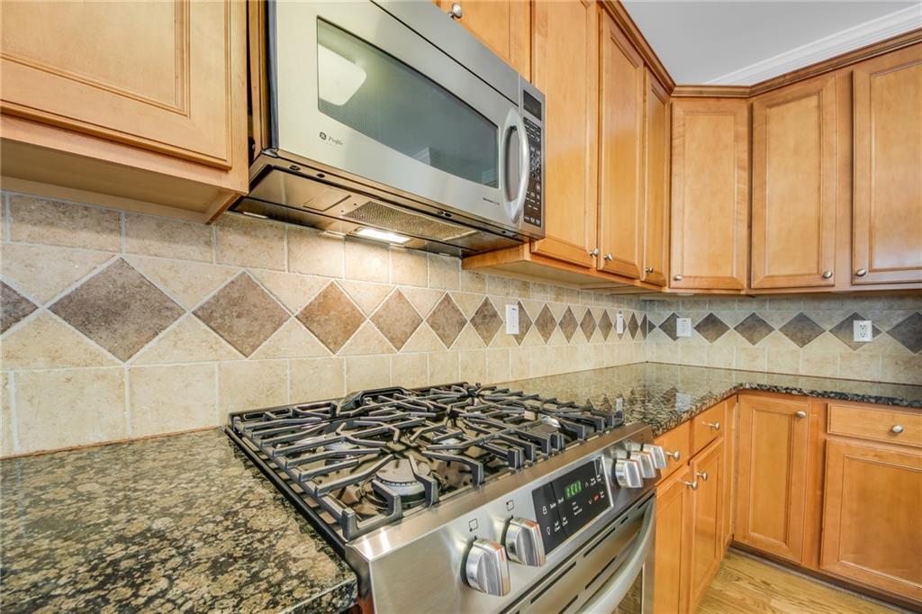 2776 Loftview Square Atlanta, GA 30339 - Photo 11 of 34