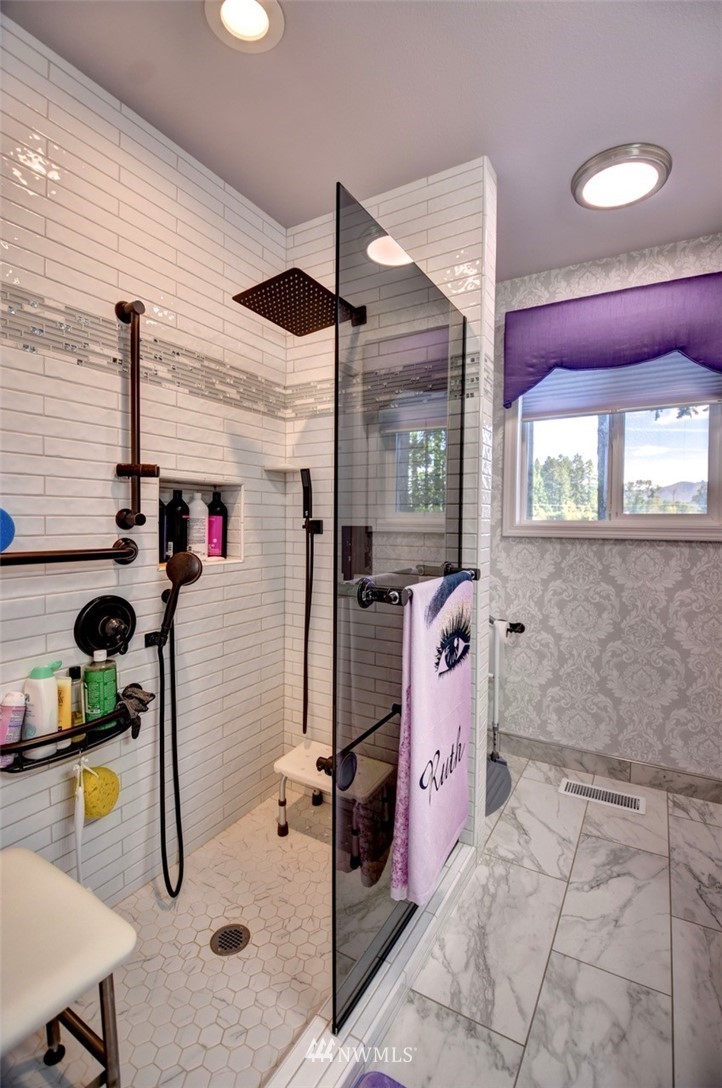 156 Gassman Road Castle Rock, WA 98611 - Photo 25 of 40 Gallery Image 25