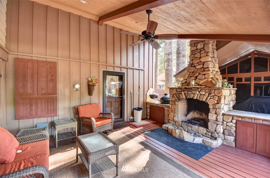 156 Gassman Road Castle Rock, WA 98611 - Photo 30 of 40 Gallery Image 30