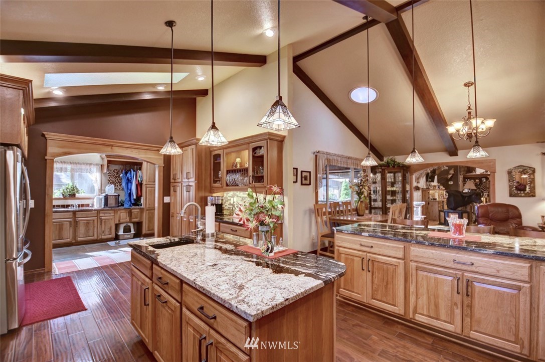 156 Gassman Road Castle Rock, WA 98611 - Photo 7 of 40 Gallery Image 7