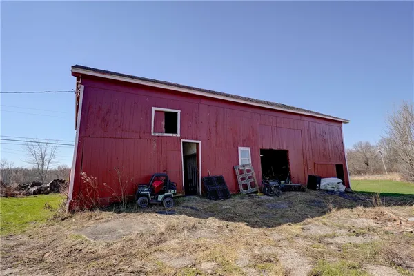 $179,900 | 1084 Lawrence Road, Clarkson, NY 14468