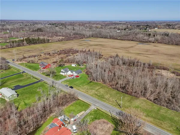 $179,900 | 1084 Lawrence Road, Clarkson, NY 14468
