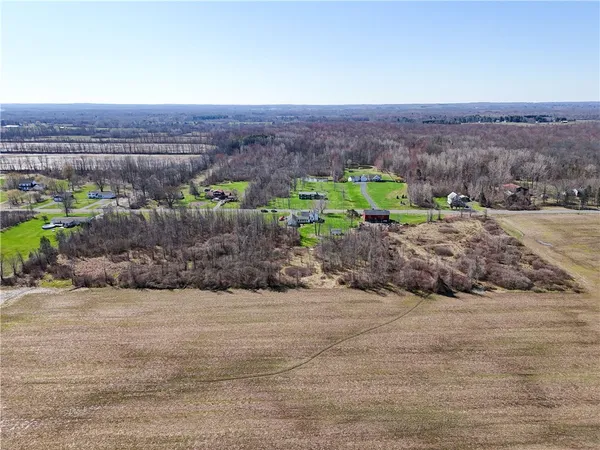 $179,900 | 1084 Lawrence Road, Clarkson, NY 14468