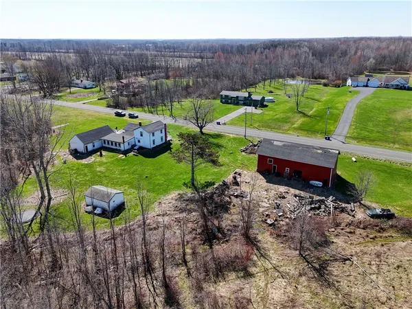 $179,900 | 1084 Lawrence Road, Clarkson, NY 14468