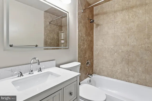 $2,800 | 20 Lea Pond Court, Montgomery Village, MD 20886